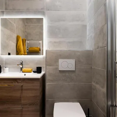 Ariondaz Bleuet - Un Penthouse Au Sommet, A 1650 Mae-2404
